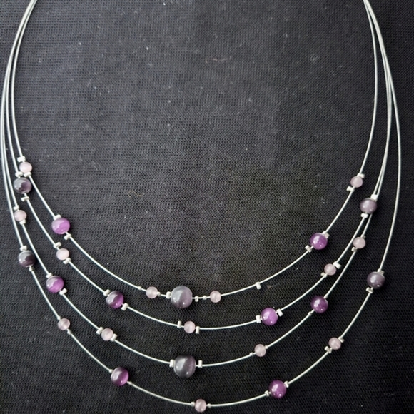 Free with purchase - 4 strings necklace - purple beads on wire - Picture 4 of 9